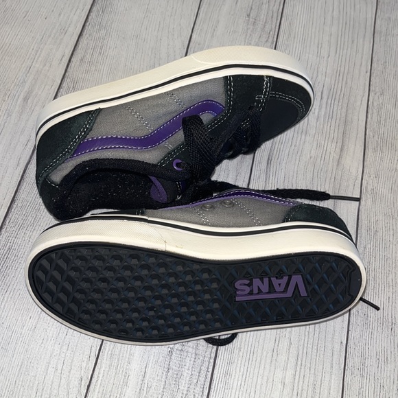 Kids Vans size 13 - Picture 2 of 6
